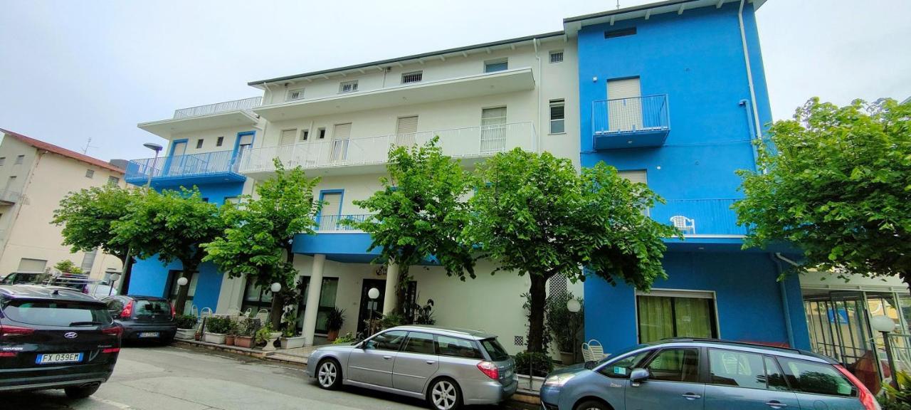 Hotel Marittimo Ρίμινι Εξωτερικό φωτογραφία